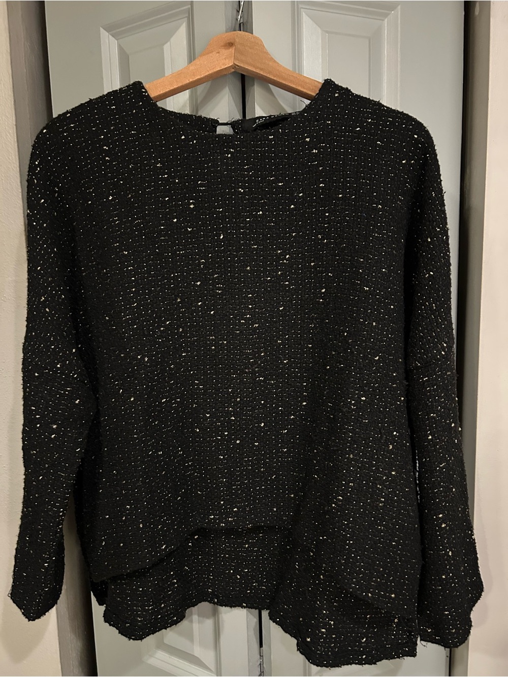 Black Speckled Knit Women's Sweater - Comfortable Crewneck